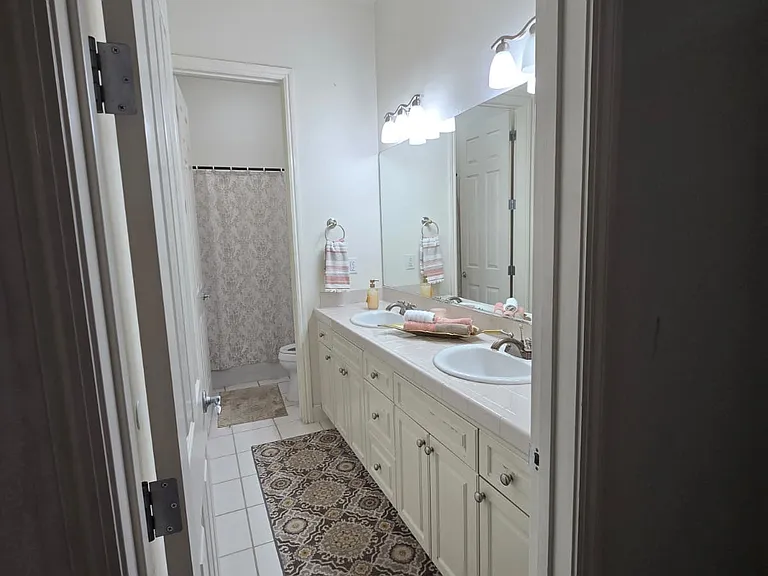 2836 Keats Ave — Photo 6