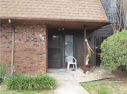 2nd image of 1836 Crystal Lake Dr APT 55