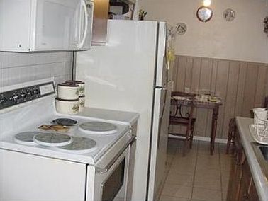 2nd image of 83 Yale Ave