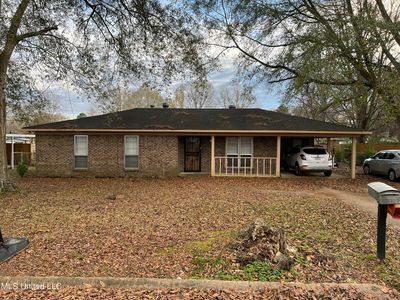 104 Goza St, Grenada, MS, 38901