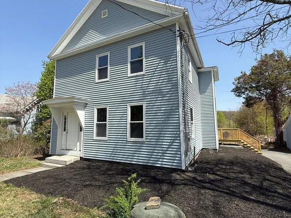 32 Main St, Monson, MA 01057