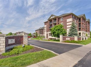308 Watson Pkwy N #115, Guelph, ON