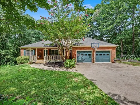 2717 Upper Sweetwater Trl SE, White, GA 30184