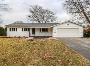 100 Winston Dr, Greece, NY 14626