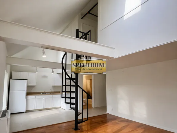 10 Railroad Sq #201, Waterville, ME 04901