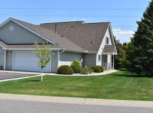 9068 Underwood Ln N, Maple Grove, MN 55369