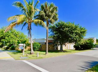 1617 S Orlando Ave, Cocoa Beach, FL 32931