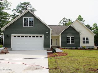 825 W Firetower Rd, Swansboro, NC 28584