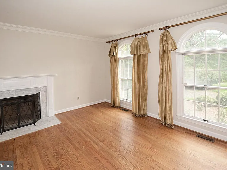 10190 Akhtamar Dr — Photo 6