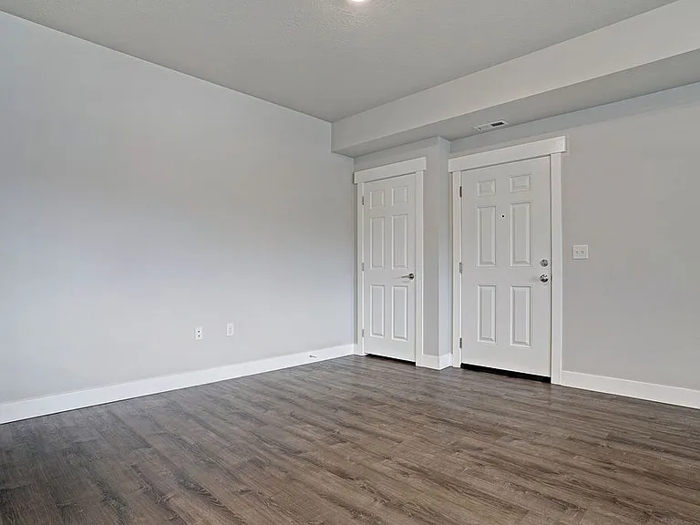 Canyon Heights — Photo 13