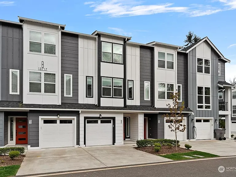 13717 Admiralty Way #E4 — Photo 1