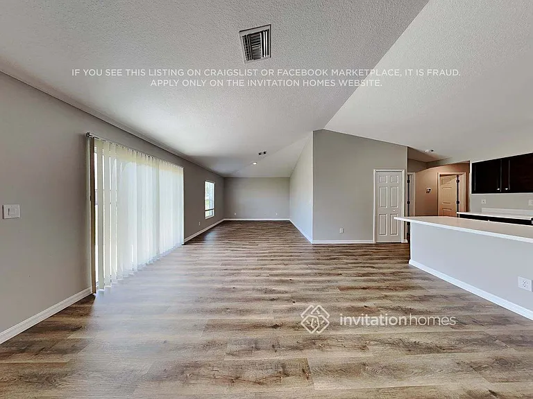 625 NW 7th Pl — Photo 5
