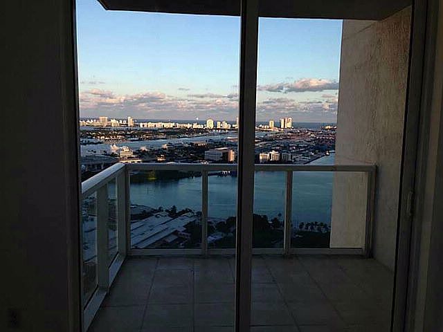 1st image of 253 NE 2nd St APT 1244