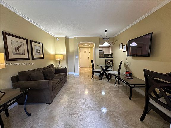 4th image of 2951 S Bayshore Dr #206