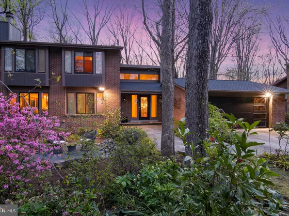 6604 River Trail Ct, Bethesda, MD 20817