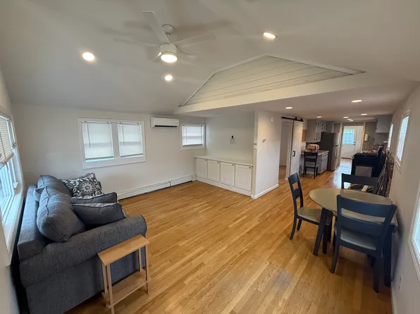 (undisclosed Address), Point Lookout, NY 11569