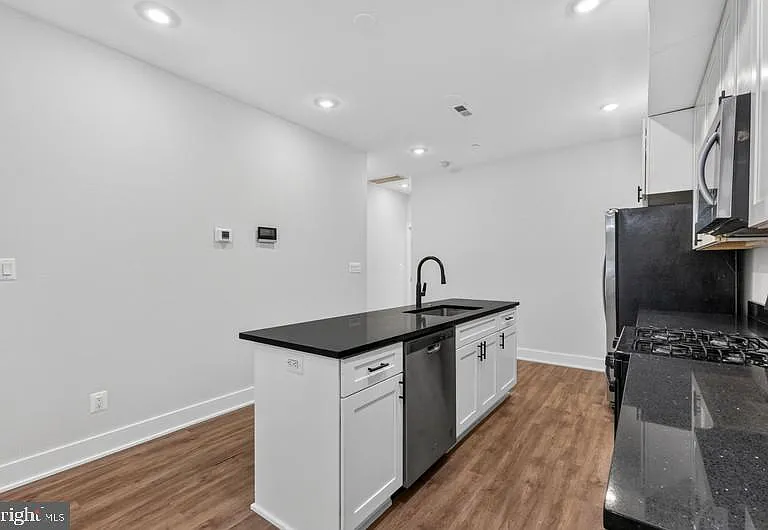 213 Seaton Pl NE #2 — Photo 11