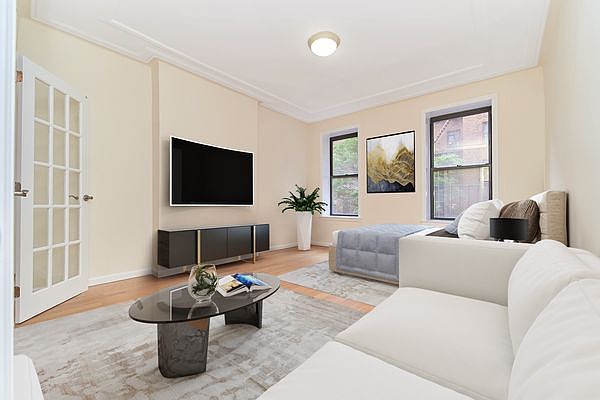 1st image of 117 E 89th St APT 3B