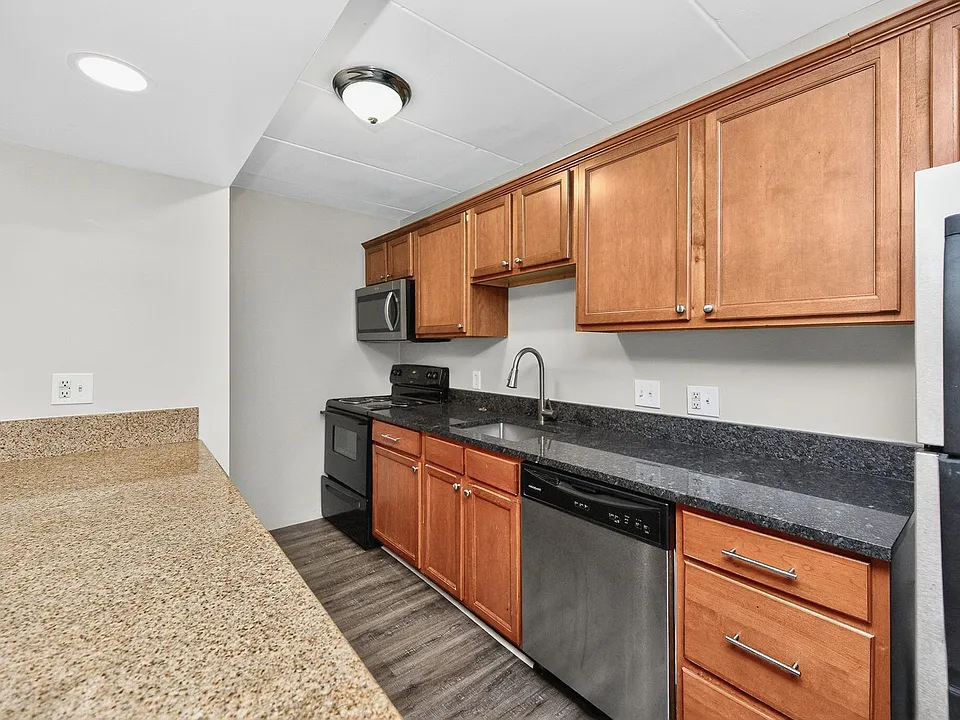 3305 Jefferson Ave #3
