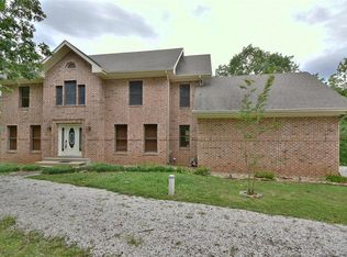 2067 Tanglewood Dr, Pacific, MO