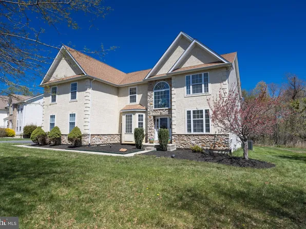 204 Remi Dr, New Castle, DE 19720