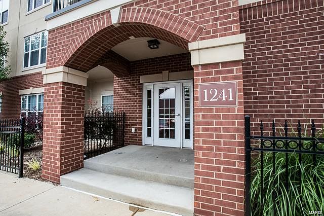 1st image of 1241 Strassner Dr APT 1409