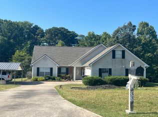 1330 Stoneleigh Dr, Conyers, GA 30094