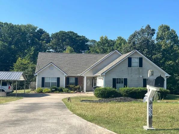 1330 Stoneleigh Dr, Conyers, GA 30094