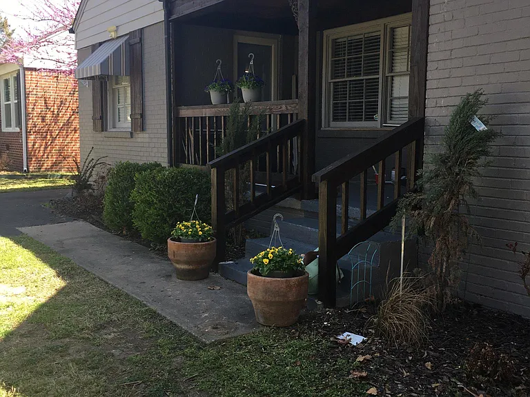 Florence Park South is filled with charming homes, each with their own unique style.