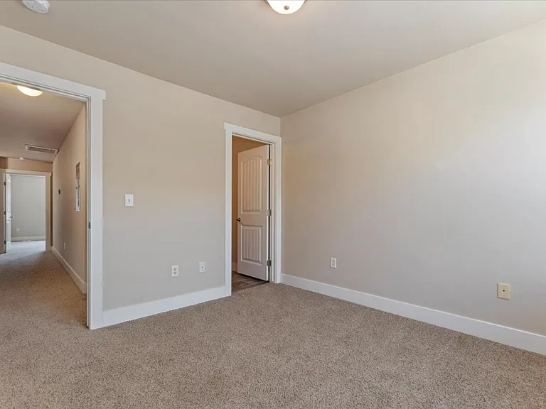 9846 W Rosecroft Ct — Photo 24