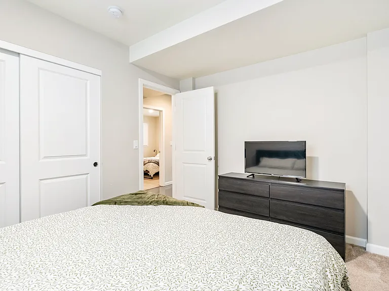 522 NE Morris St #BASEMENT — Photo 22