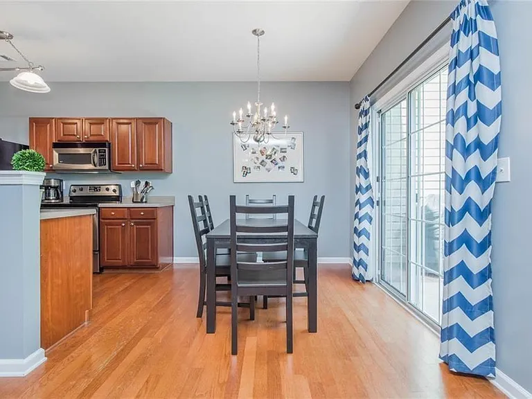 519 Windstone Trl — Photo 9