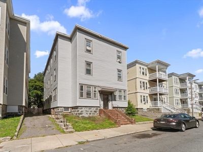 18 Hosmer St, Mattapan, MA, 02126