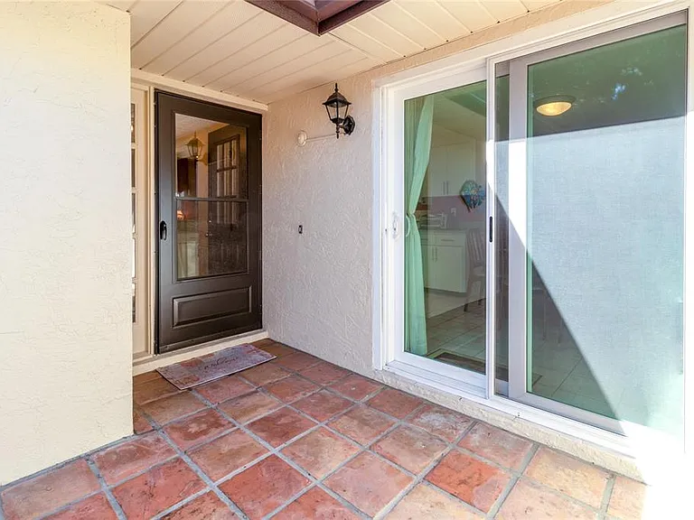 4660 La Jolla Dr — Photo 4