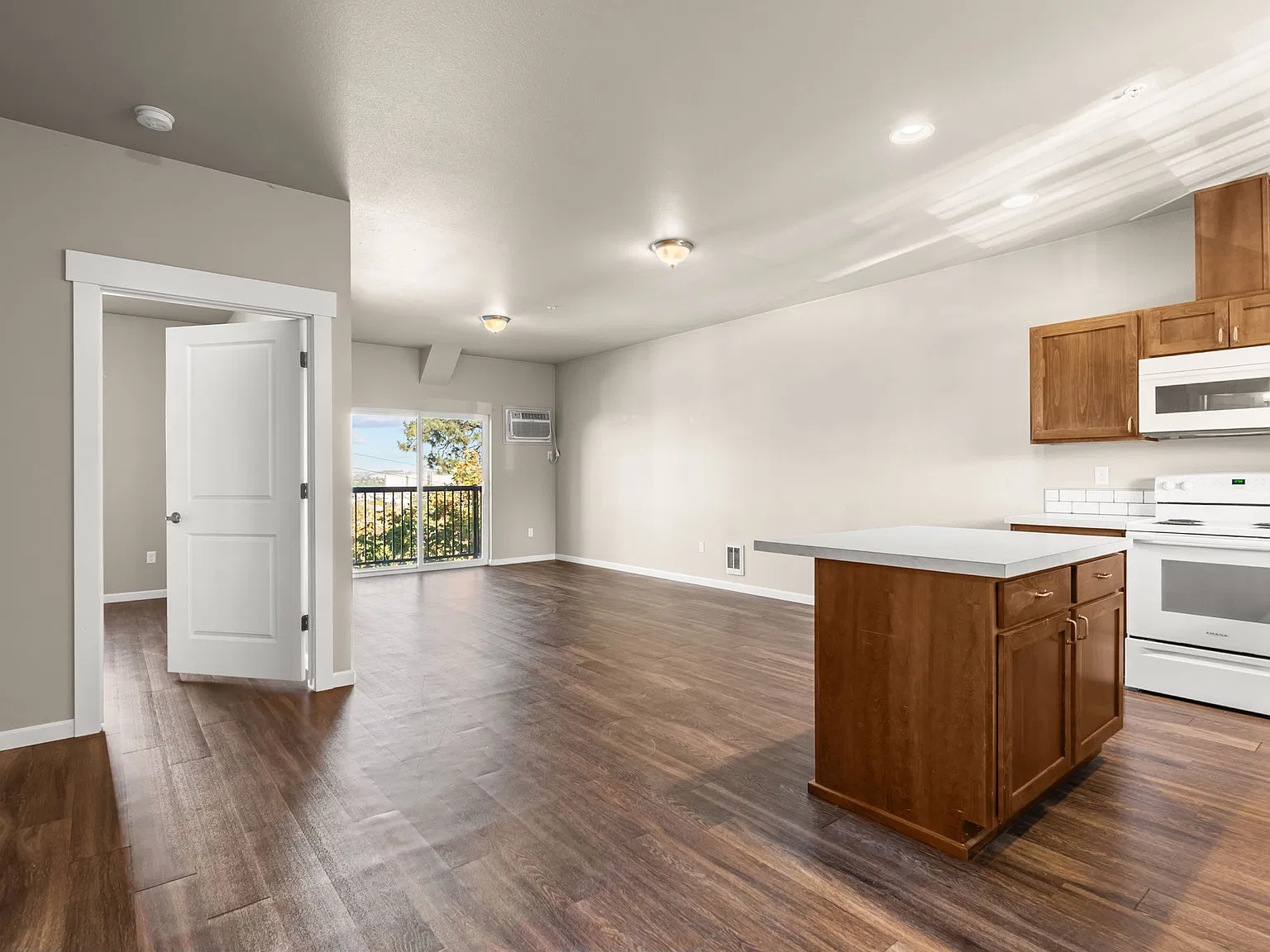 PD - 1709 East 7th Avenue - 7 — Photo 3