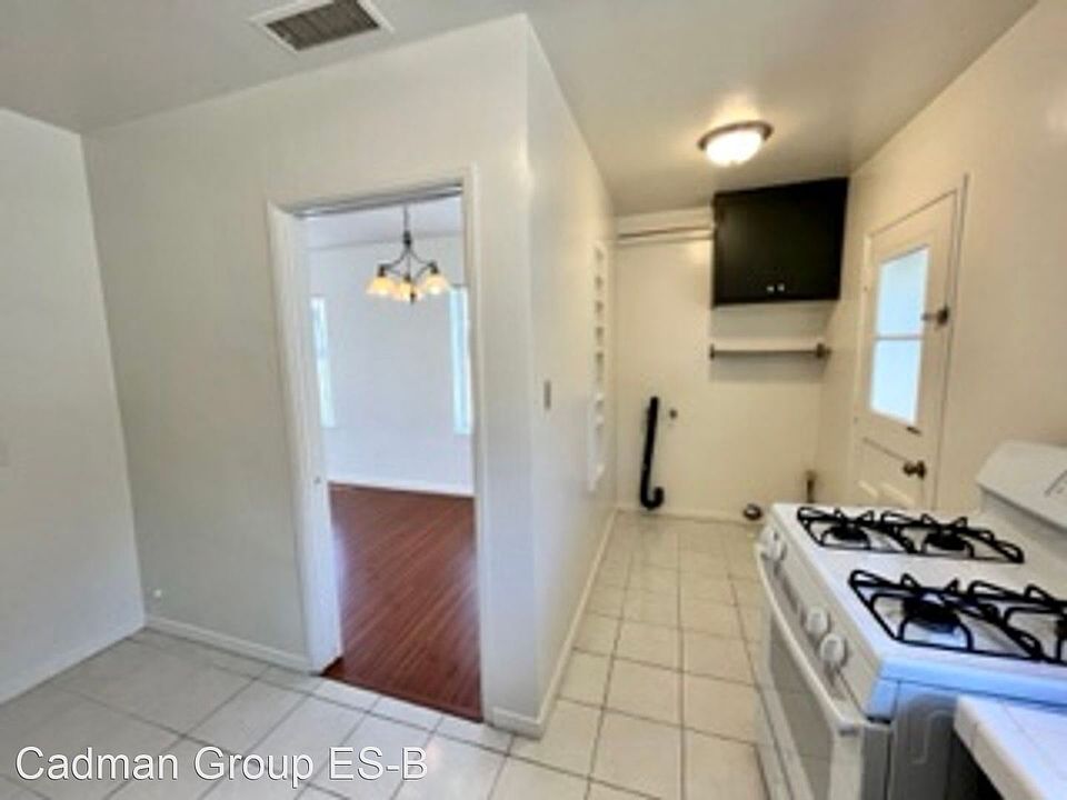 1st image of 720 Crenshaw Blvd