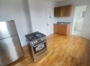 1 E 213th St #2D, Bronx, NY 10467