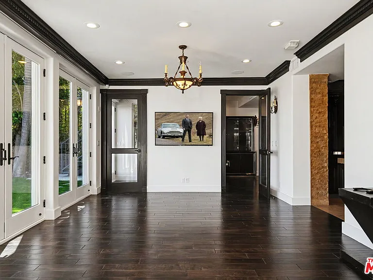 12608 Promontory Rd — Photo 24