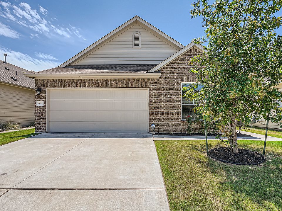 1st image of 821 Durness Dr