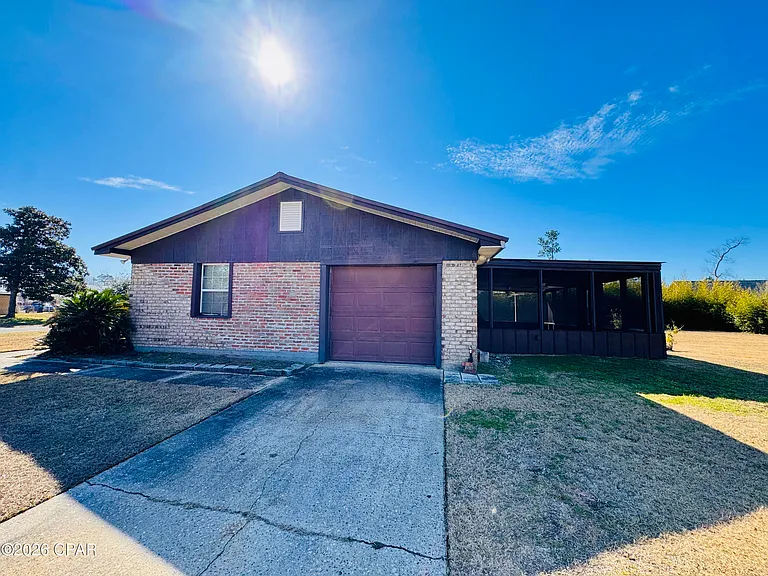 163 Lauren Ln — Photo 29