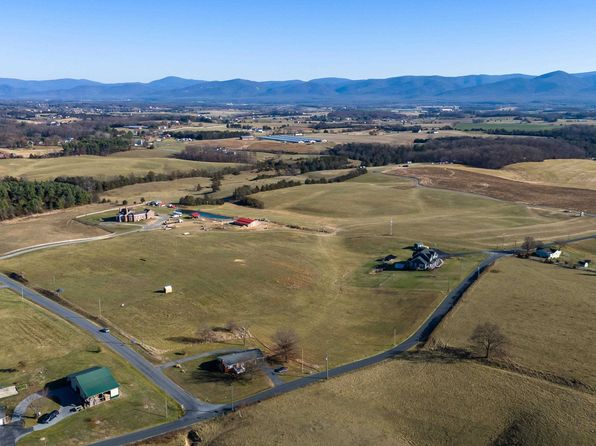 6165 Oak Shade Rd, Penn Laird, VA 22846