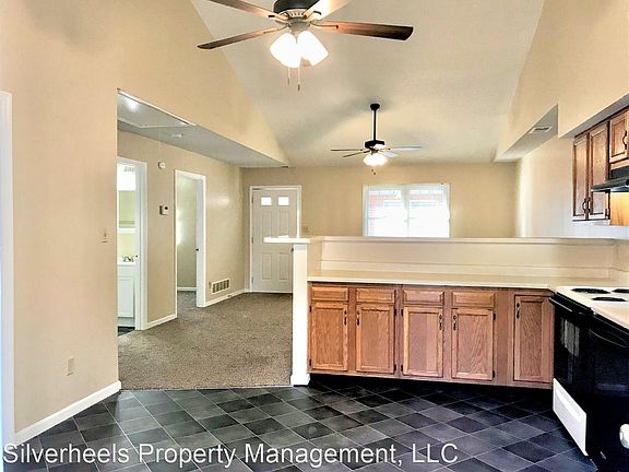 5th image of 302 Ingleside Ave #7287063