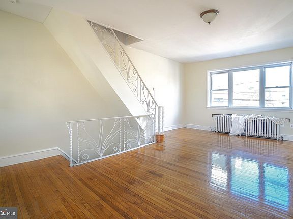 2nd image of 2021 Frankford Ave Floor 2