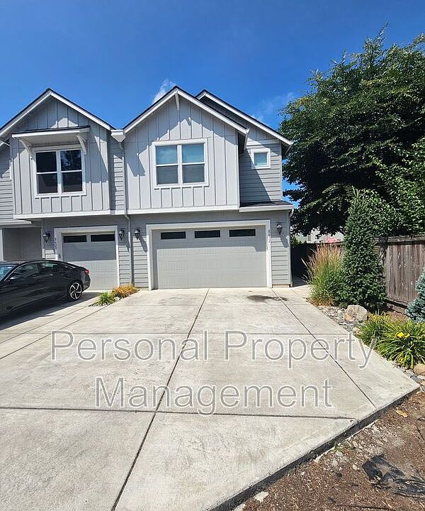 1st image of 8632 NE 26th Cir