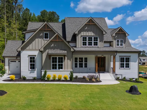 55 Broadleaf Ln, Youngsville, NC 27596