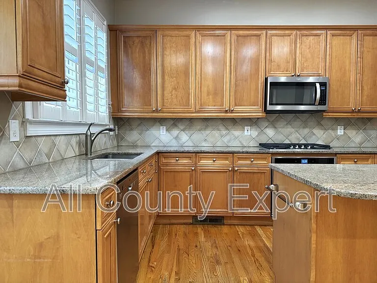 3006 Riverstone Trl — Photo 4