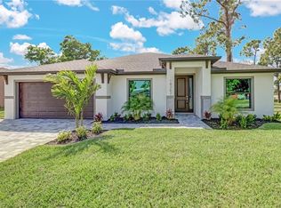 18262 Lee Rd, Fort Myers, FL 33967