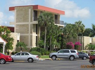 1660 Pine Valley Dr APT 104, Fort Myers, FL 33907 | Zillow