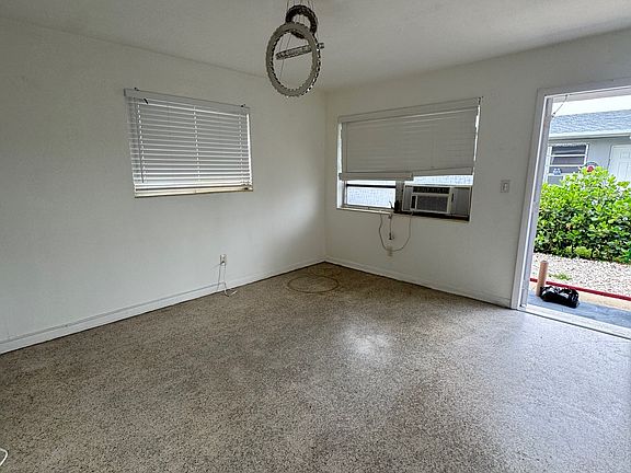 3rd image of 75 W 12th St