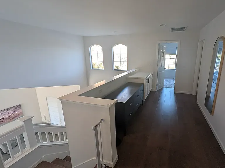 246 Biarritz Ct — Photo 6